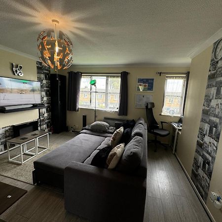 Windys Basildon Smart Home, You Will Love It Exterior photo