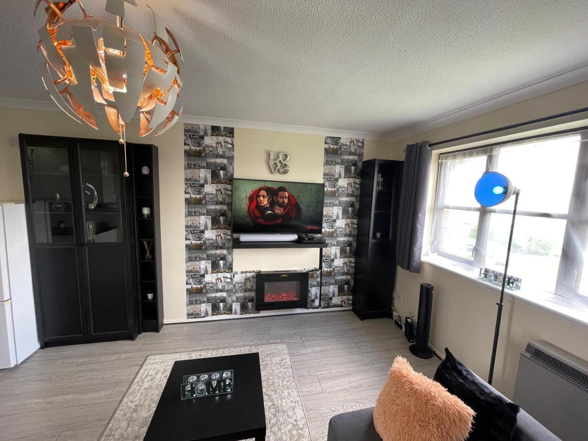 Windys Basildon Smart Home, You Will Love It Exterior photo