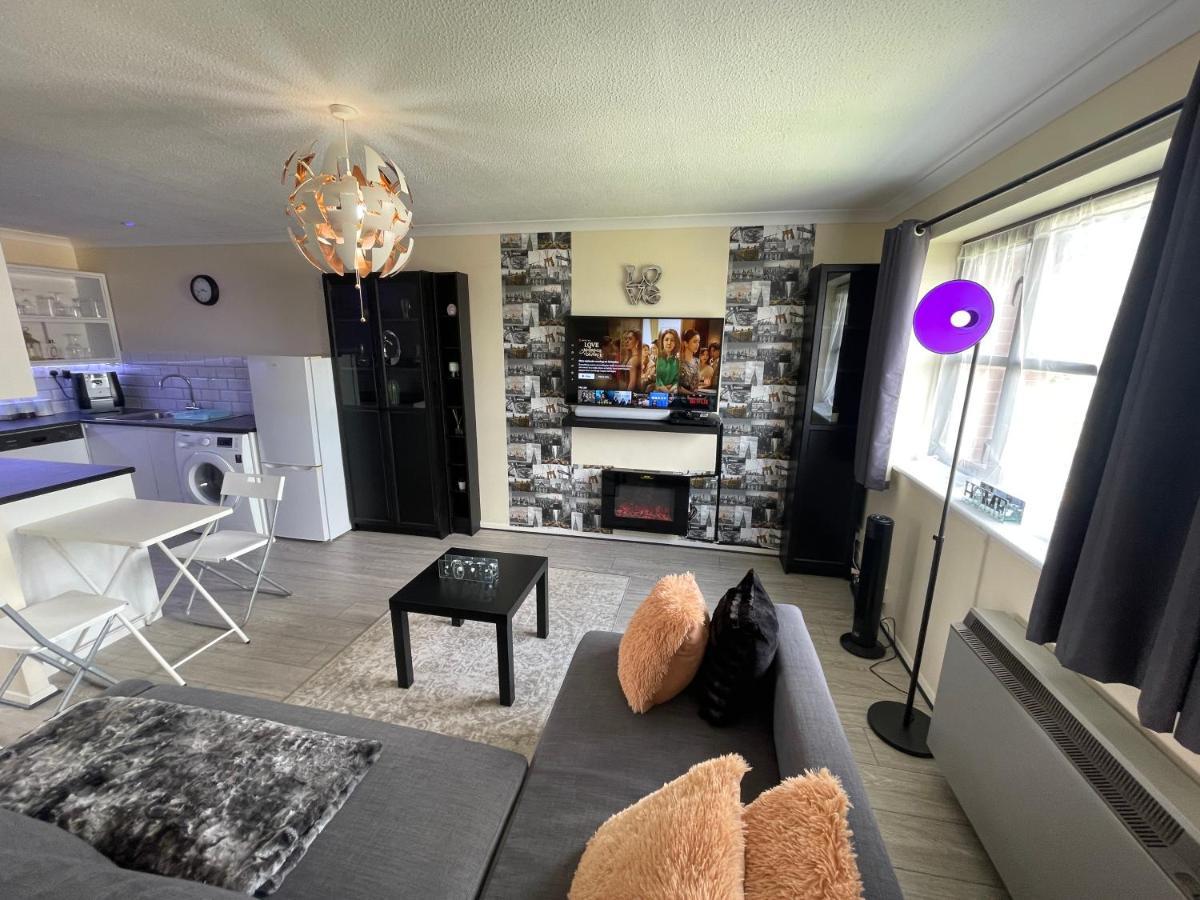 Windys Basildon Smart Home, You Will Love It Exterior photo