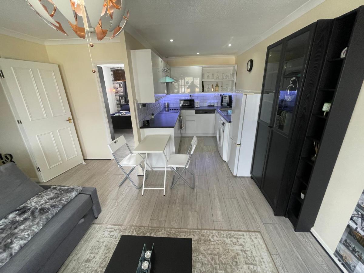 Windys Basildon Smart Home, You Will Love It Exterior photo