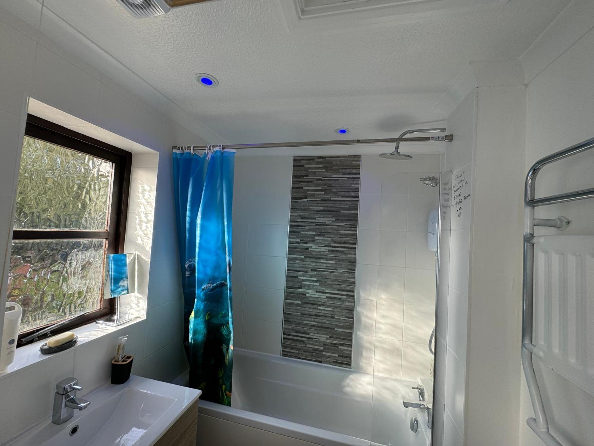 Windys Basildon Smart Home, You Will Love It Exterior photo